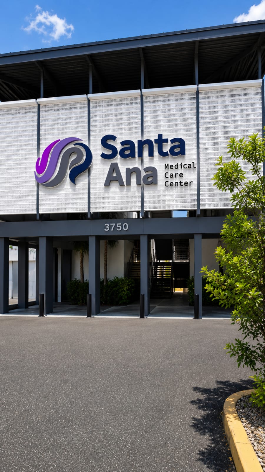 Edificio Santa Ana Medical Care Center - 3750 W 16 Ave Hialeah FL
